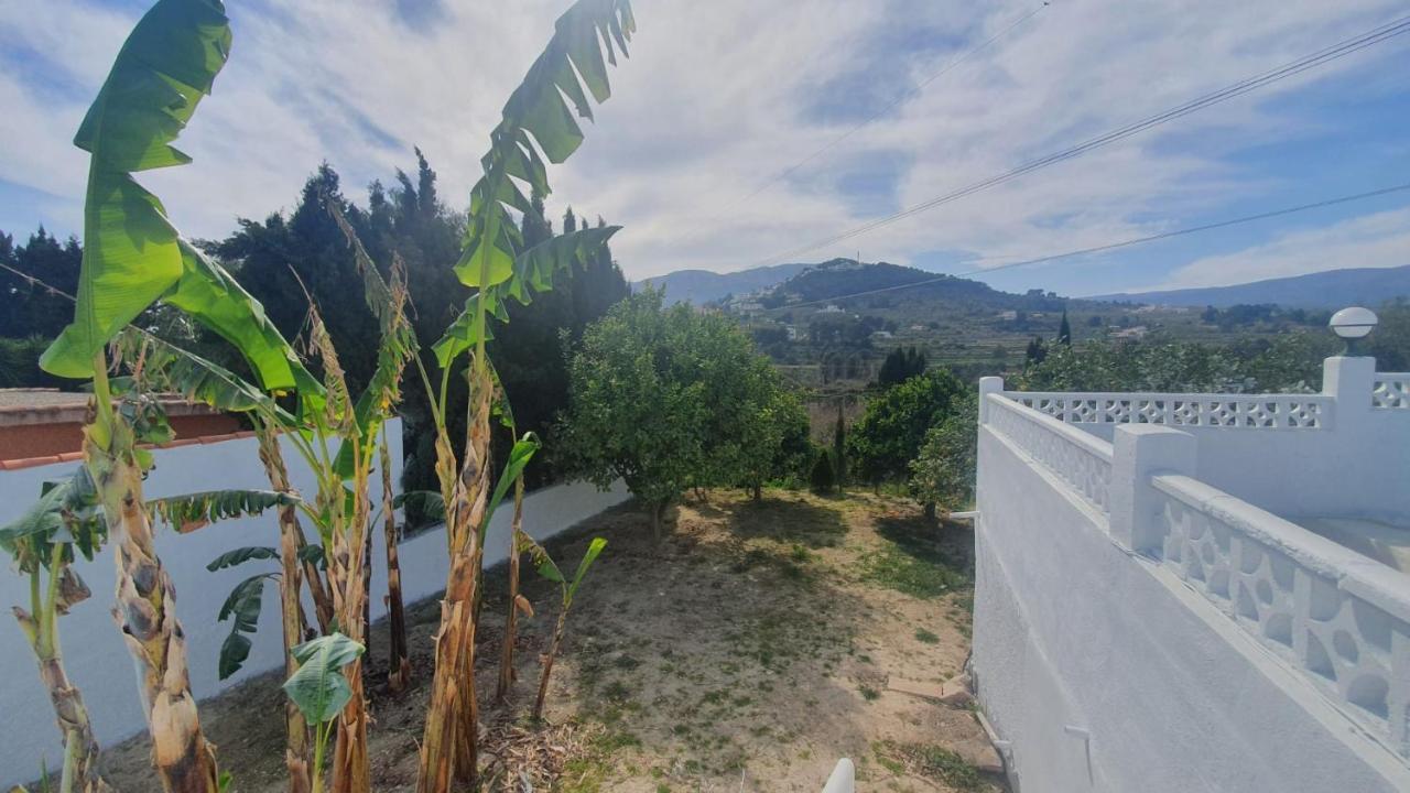 Cheerful 2-Bedroom Villa With Private Pool 칼페 외부 사진